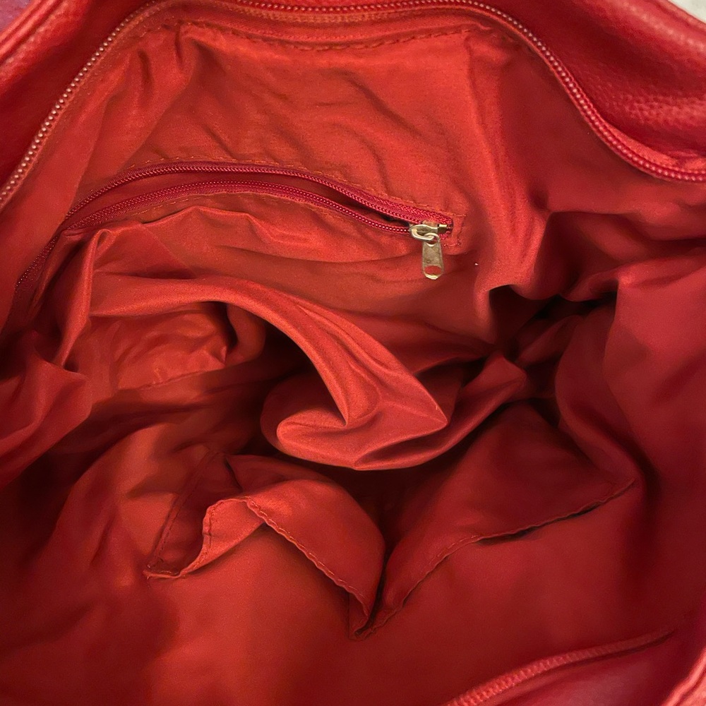 Red Purse - Picture 6 of 8